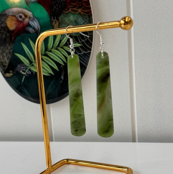 Pounamu Earring - Roimata