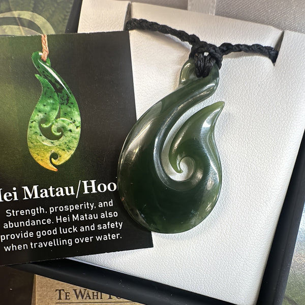 Te Wahi Pounamu Hook